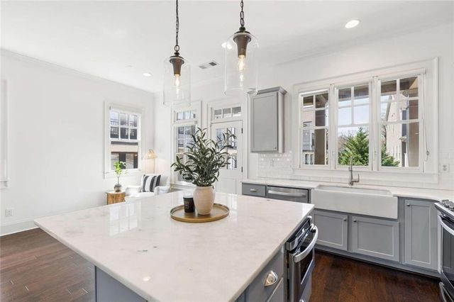 124 Parkside West Court, Norcross, GA 30071