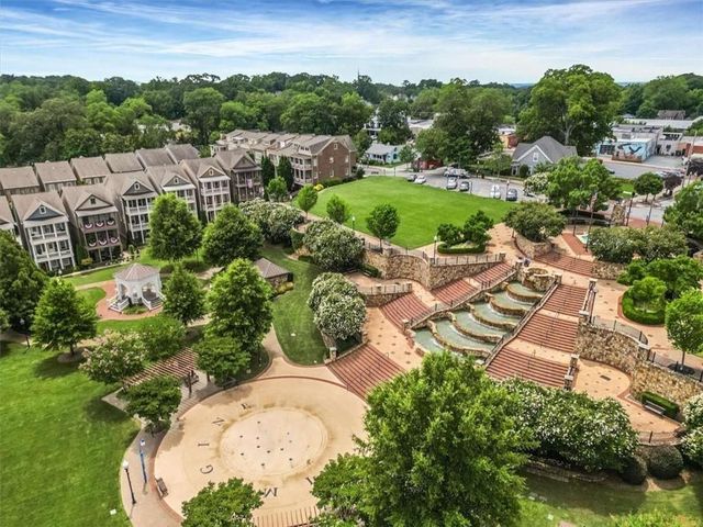 124 Parkside West Court, Norcross, GA 30071