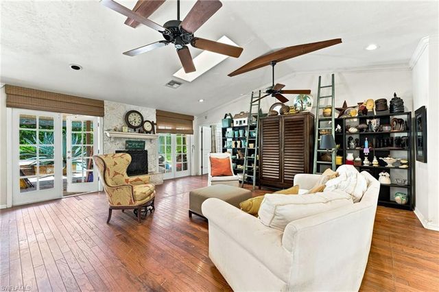 5247 Cherry Wood DR, Naples, FL 34119
