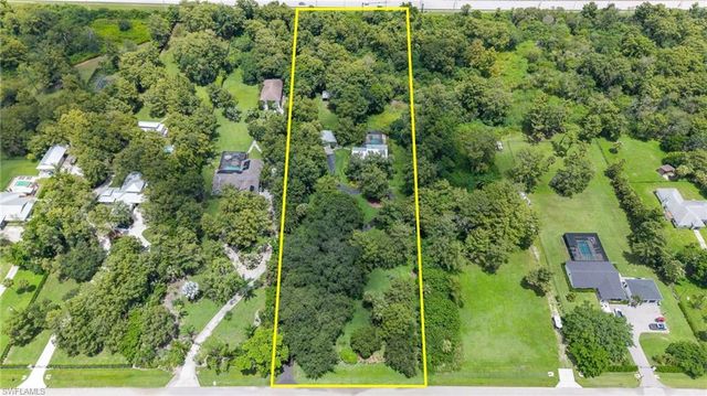 5247 Cherry Wood DR, Naples, FL 34119