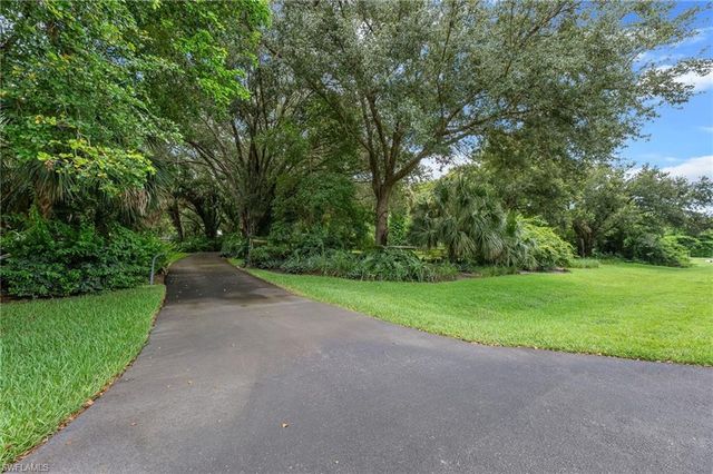 5247 Cherry Wood DR, Naples, FL 34119