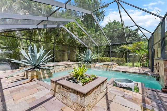 5247 Cherry Wood DR, Naples, FL 34119