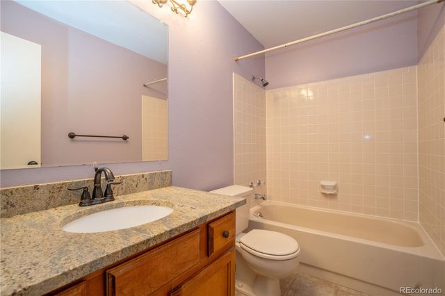 18324 W 58th Place 77, Golden, CO 80403