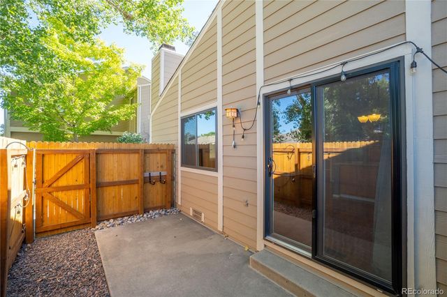 18324 W 58th Place 77, Golden, CO 80403