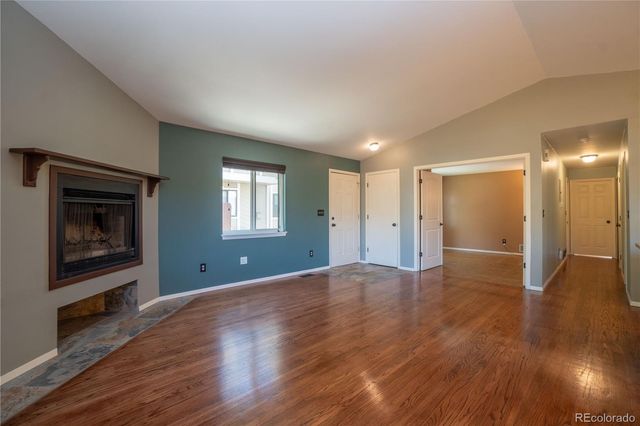 18324 W 58th Place 77, Golden, CO 80403