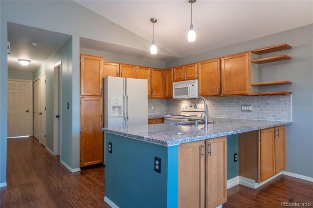 18324 W 58th Place 77, Golden, CO 80403