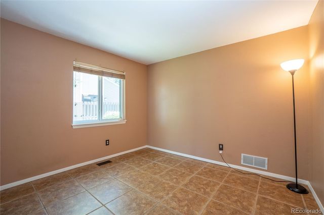 18324 W 58th Place 77, Golden, CO 80403