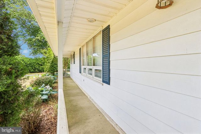 4201 GENOA AVE, Vineland, NJ 08361