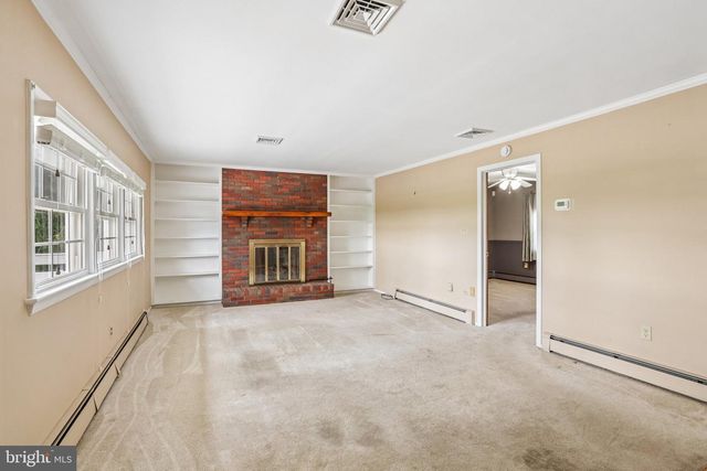 4201 GENOA AVE, Vineland, NJ 08361