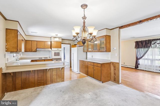 4201 GENOA AVE, Vineland, NJ 08361