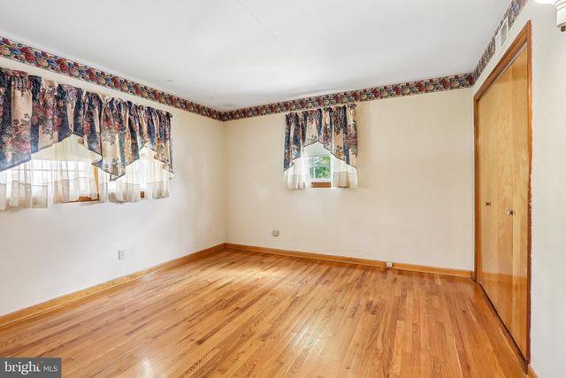 4201 GENOA AVE, Vineland, NJ 08361