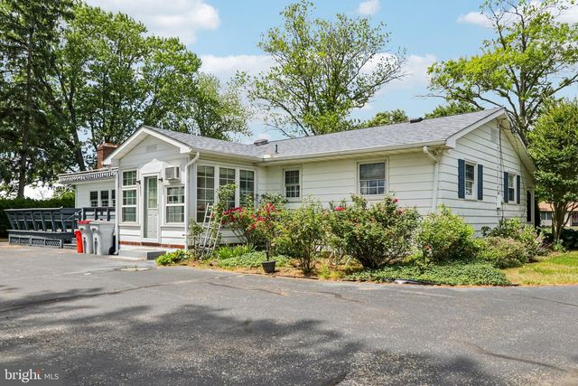4201 GENOA AVE, Vineland, NJ 08361