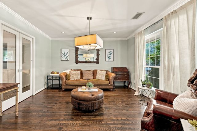 6347 Chesley Lane, Dallas, TX 75214