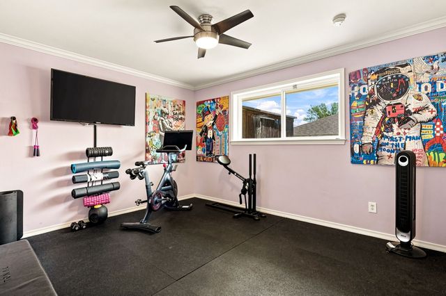 6347 Chesley Lane, Dallas, TX 75214
