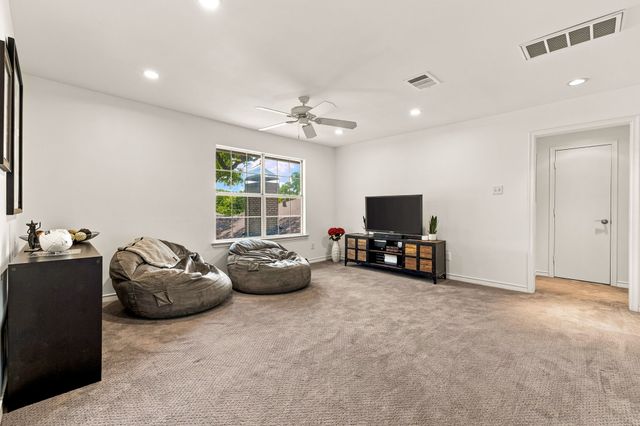 6347 Chesley Lane, Dallas, TX 75214