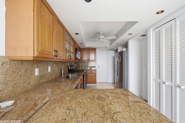 2800 S Ocean Boulevard 2a, Boca Raton, FL 33432