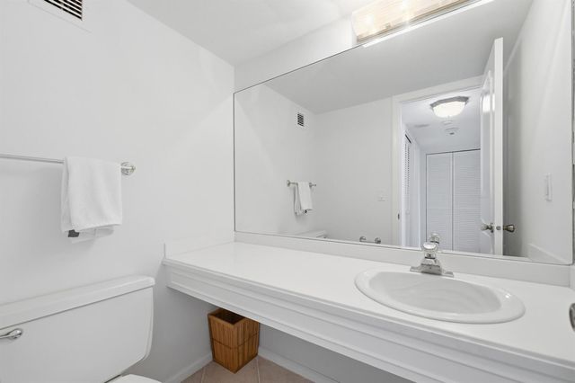 2800 S Ocean Boulevard 2a, Boca Raton, FL 33432
