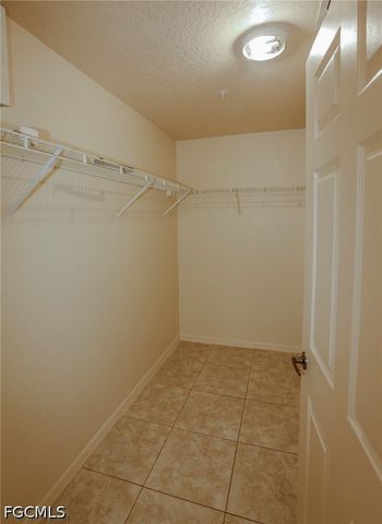 4650 Saint Croix LN 716, Naples, FL 34109