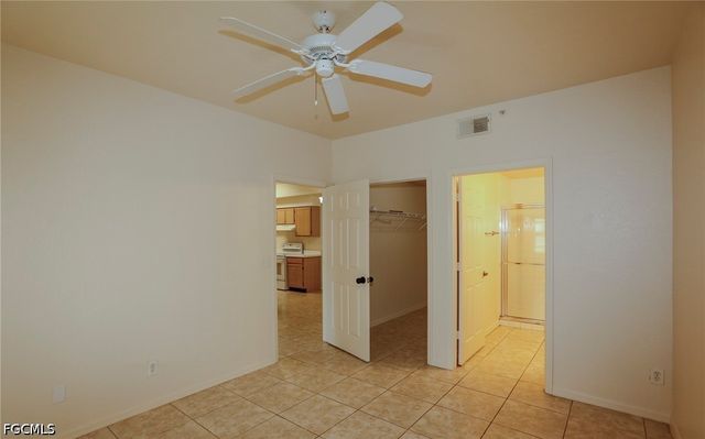4650 Saint Croix LN 716, Naples, FL 34109