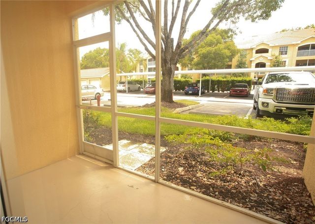 4650 Saint Croix LN 716, Naples, FL 34109