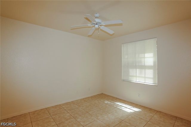 4650 Saint Croix LN 716, Naples, FL 34109