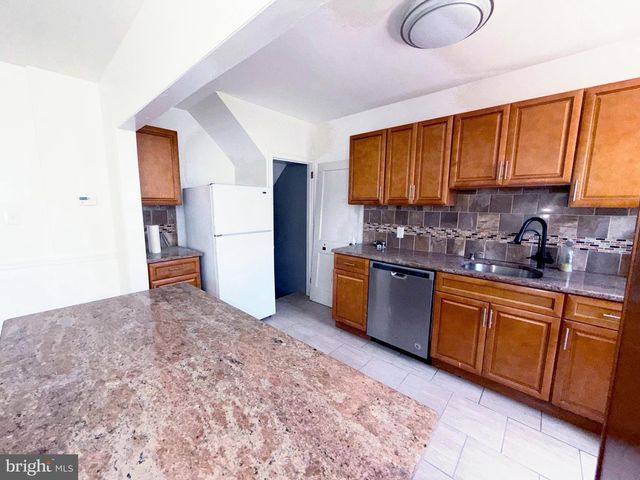 134 WIDENER ST, Philadelphia, PA 19120