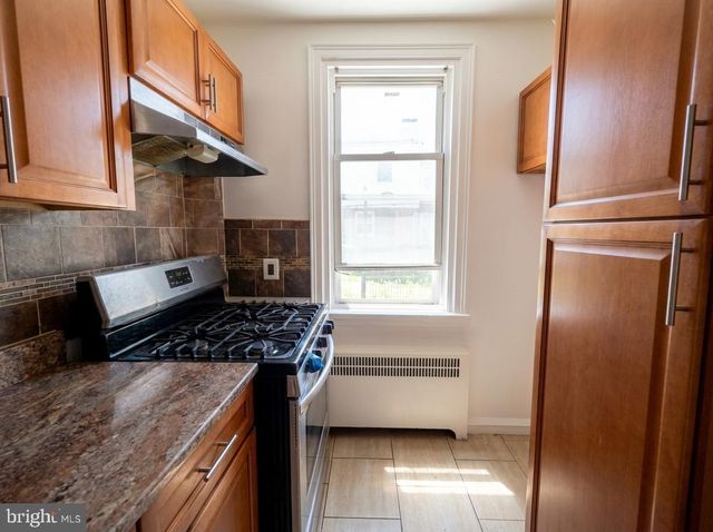 134 WIDENER ST, Philadelphia, PA 19120