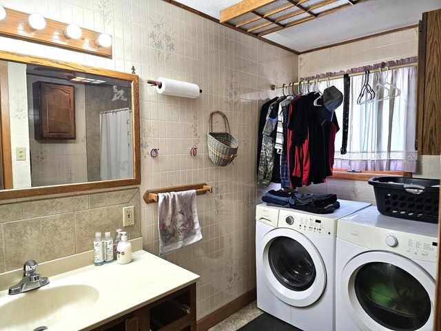 796 Overview Court, Prairie Du Chien, WI 53821