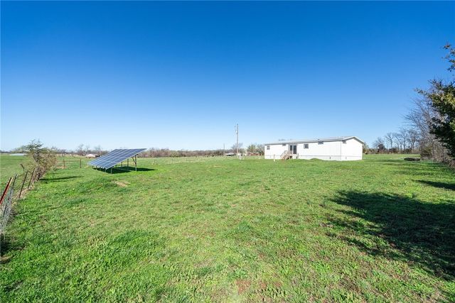 21649 W Big Springs Road, Gravette, AR 72736