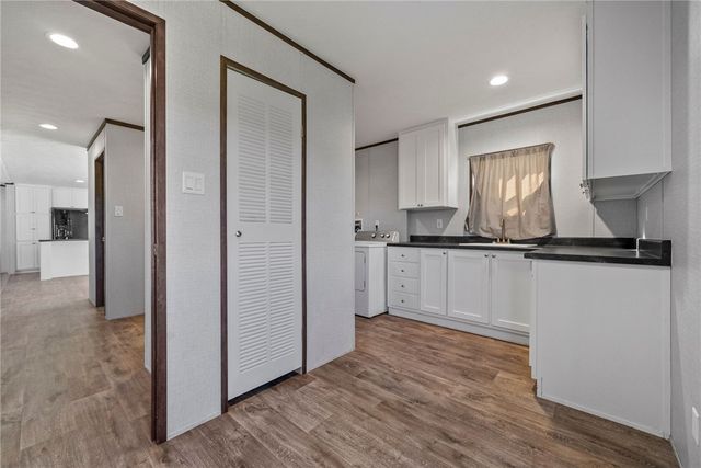 21649 W Big Springs Road, Gravette, AR 72736