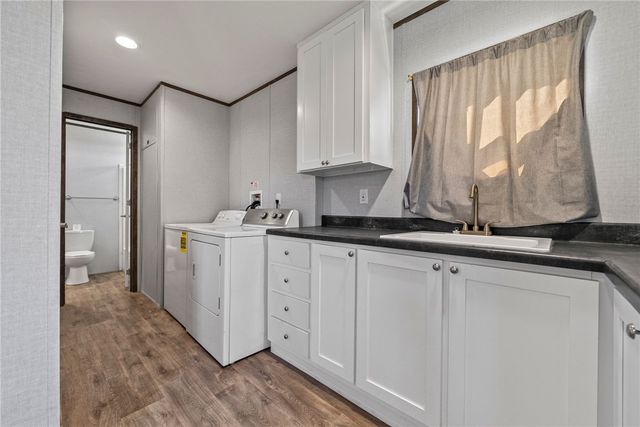 21649 W Big Springs Road, Gravette, AR 72736