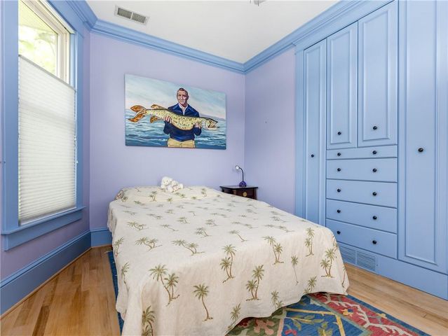 1704 SW Walnut Street, Blue Springs, MO 64015