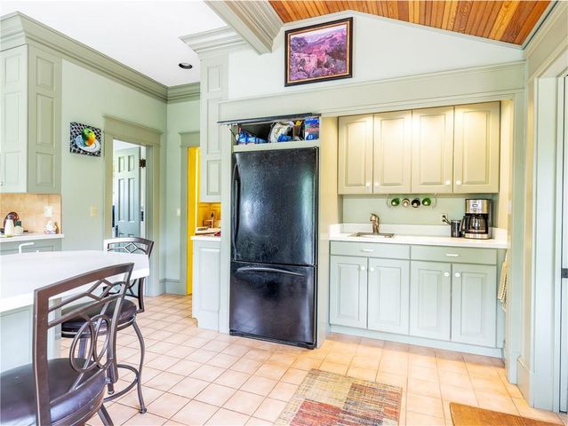1704 SW Walnut Street, Blue Springs, MO 64015