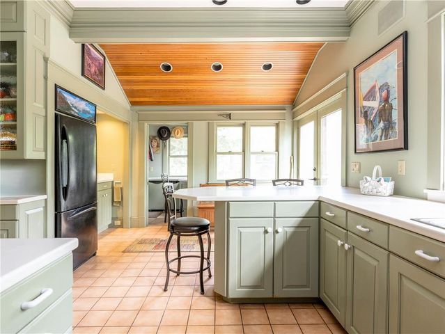 1704 SW Walnut Street, Blue Springs, MO 64015