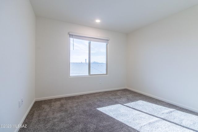 6836 W Canopus Loop, Tucson, AZ 85757