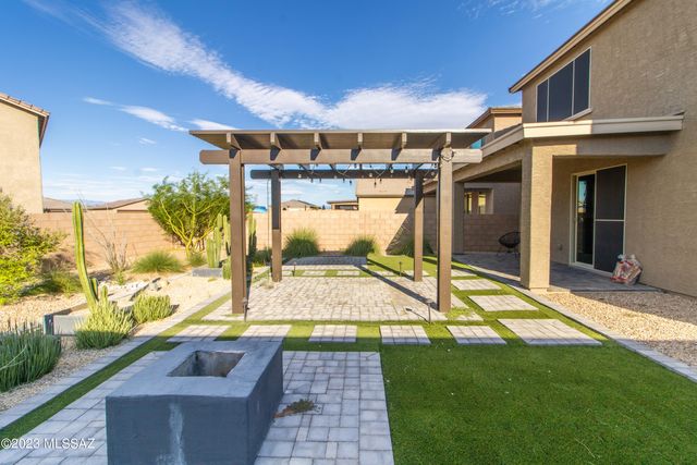 6836 W Canopus Loop, Tucson, AZ 85757