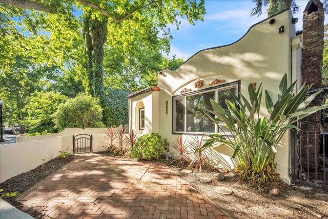 2805 E St, Sacramento, CA 95816