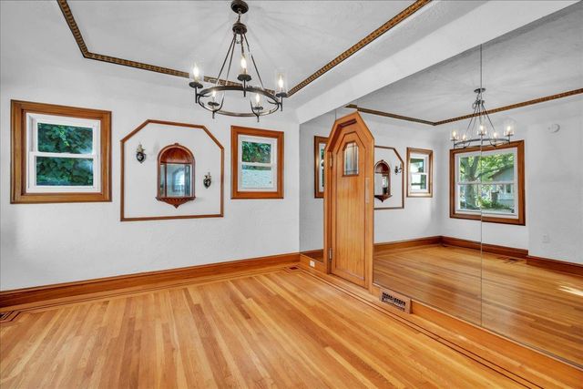 2805 E St, Sacramento, CA 95816