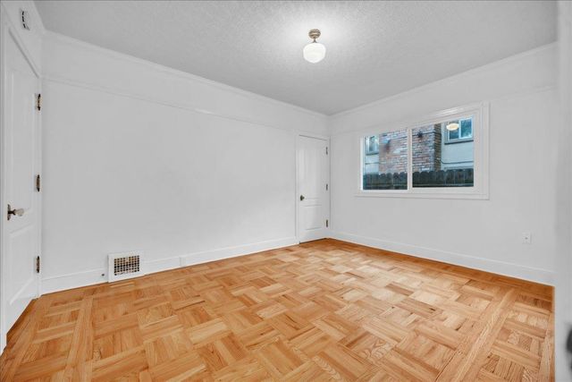 2805 E St, Sacramento, CA 95816