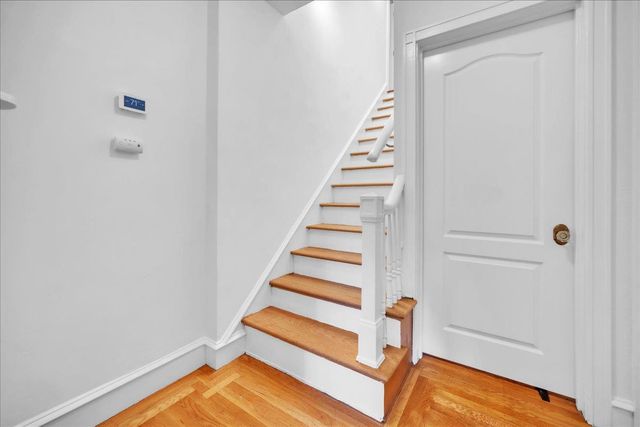 2805 E St, Sacramento, CA 95816