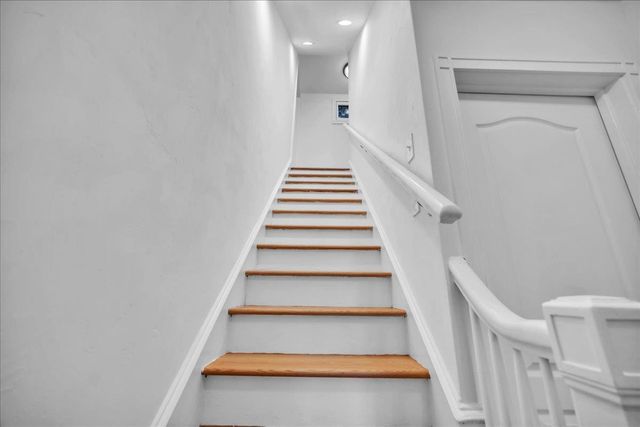 2805 E St, Sacramento, CA 95816