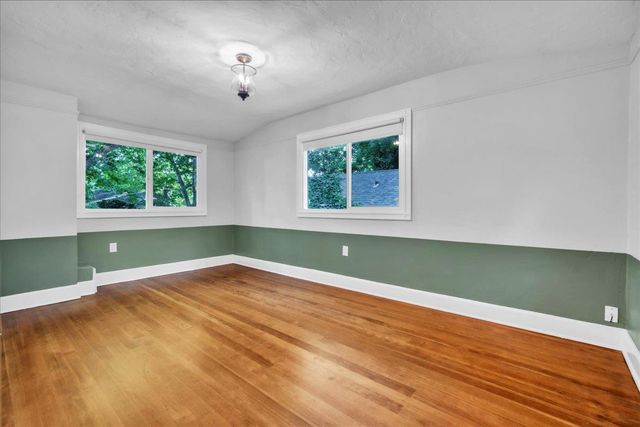 2805 E St, Sacramento, CA 95816