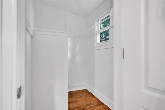 2805 E St, Sacramento, CA 95816