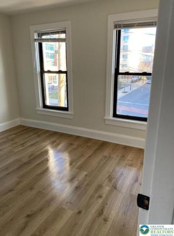 56 West North, Bethlehem City, PA 18018