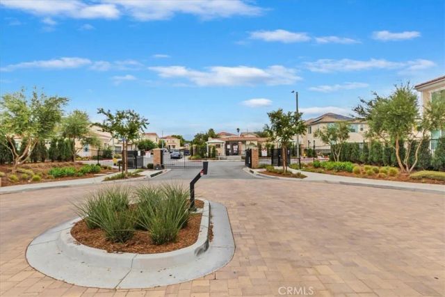 425 N Beechwood, Rialto, CA 92376