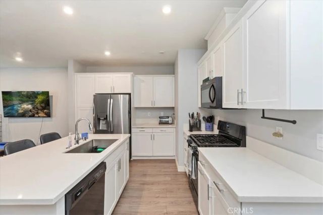 425 N Beechwood, Rialto, CA 92376