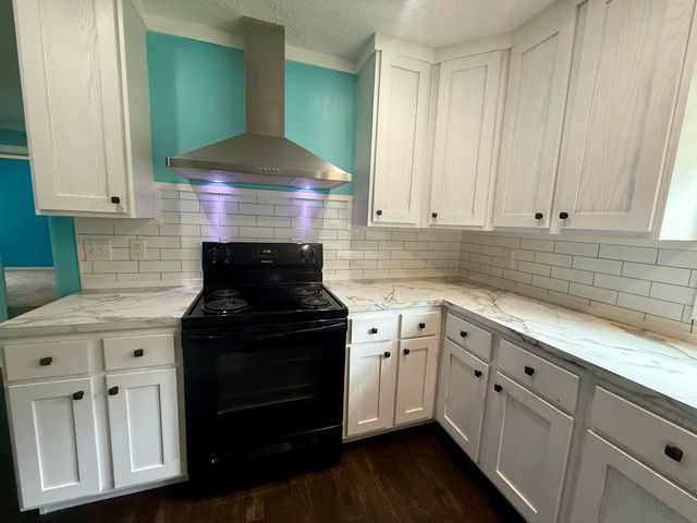 2810 Sc 174, Edisto Island, SC 29438