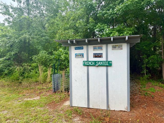 2810 Sc 174, Edisto Island, SC 29438