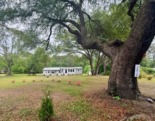2810 Sc 174, Edisto Island, SC 29438