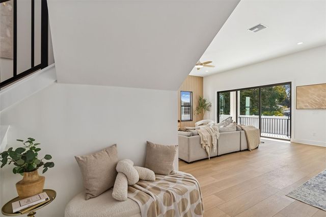 4714 W LEILA AVENUE, Tampa, FL 33616